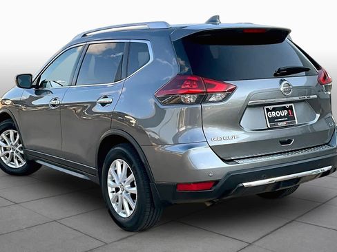 Used 2019 Nissan Rogue SV FWD image 11
