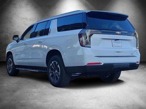 New 2026 Chevrolet Suburban LT w/ Comfort Package image 4