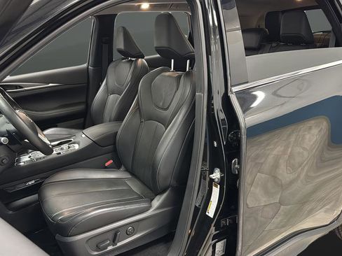 Used 2023 INFINITI QX60 Luxe image 9