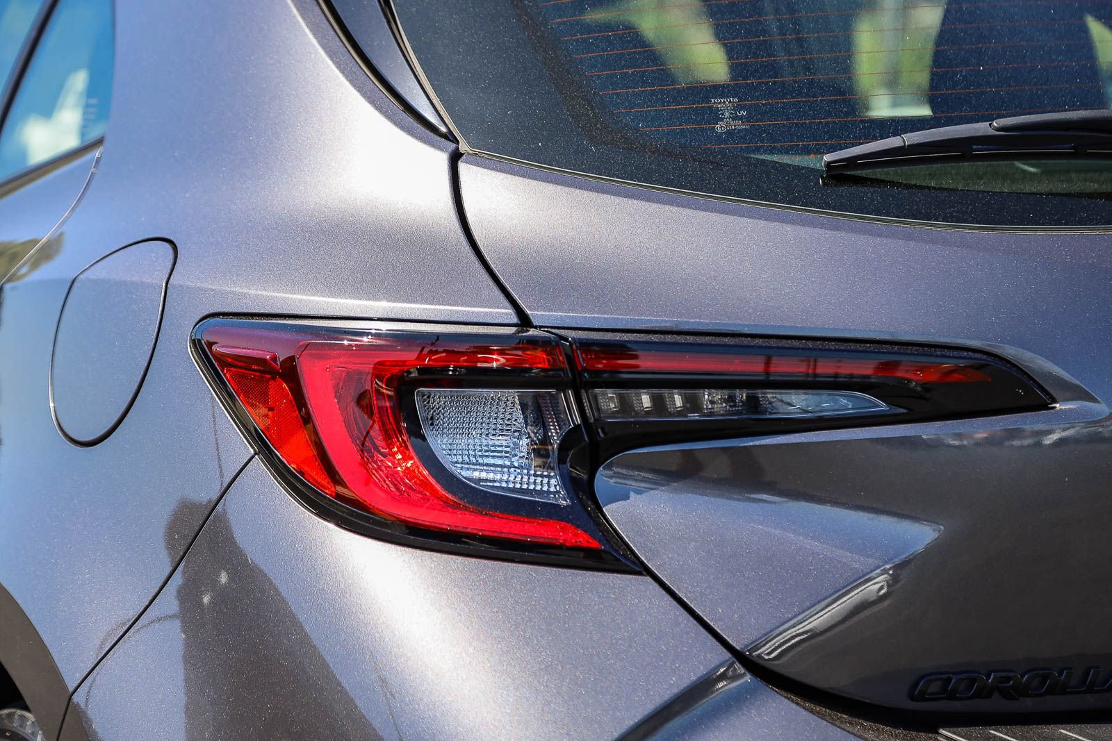 Certified 2025 Toyota Corolla SE w/ SE Package FWD image 7
