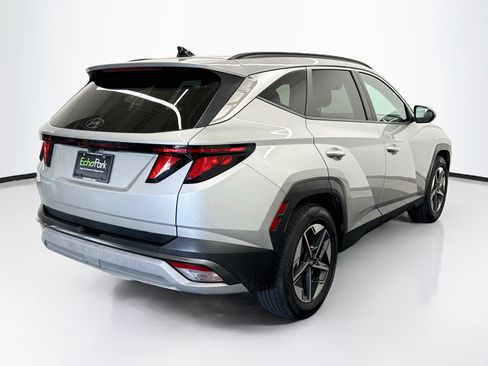 Used 2025 Hyundai Tucson SEL FWD image 9