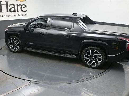 Certified 2024 Chevrolet Silverado EV RST image 41