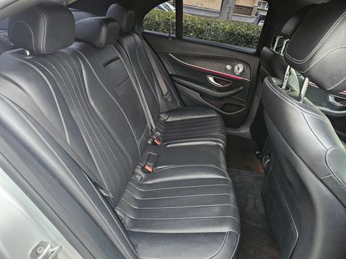 Used 2017 Mercedes-Benz E 300 image 21
