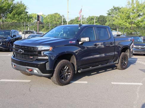 Used 2020 Chevrolet Silverado 1500 LT Trail Boss AWD/4WD image 17