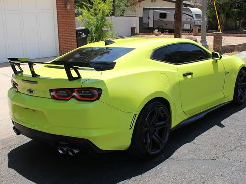 Used 2019 Chevrolet Camaro SS image 6