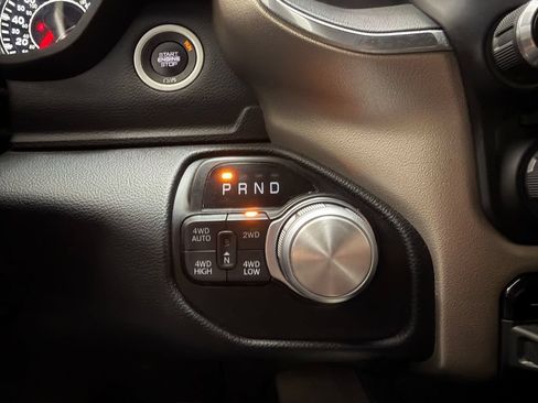 Used 2020 RAM 1500 Laramie AWD/4WD image 16