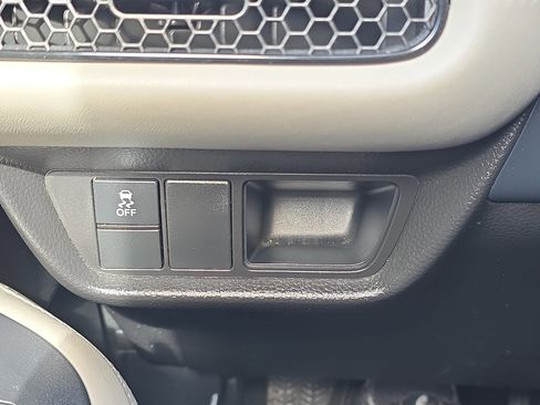 Used 2023 Honda HR-V LX image 21