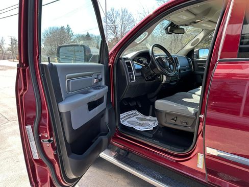 Used 2019 RAM 1500 Big Horn image 13
