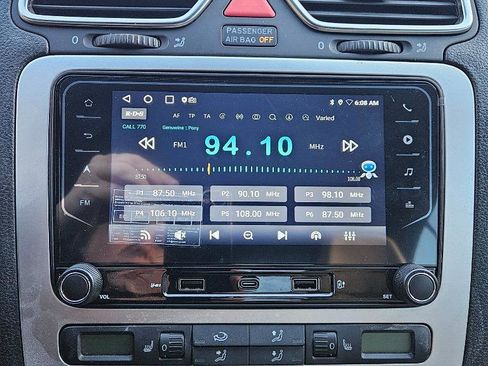 Used 2009 Volkswagen Eos Komfort image 34