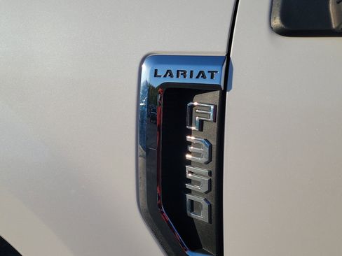 Used 2018 Ford F350 Lariat w/ Lariat Ultimate Package image 9