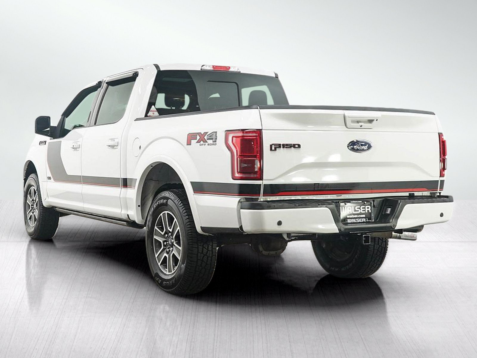 Used 2017 Ford F150 Lariat w/ Equipment Group 502A Luxury AWD/4WD image 4