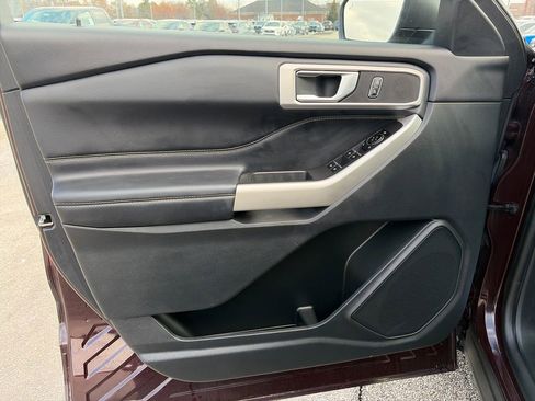 Used 2023 Ford Explorer XLT w/ Equipment Group 202A image 14