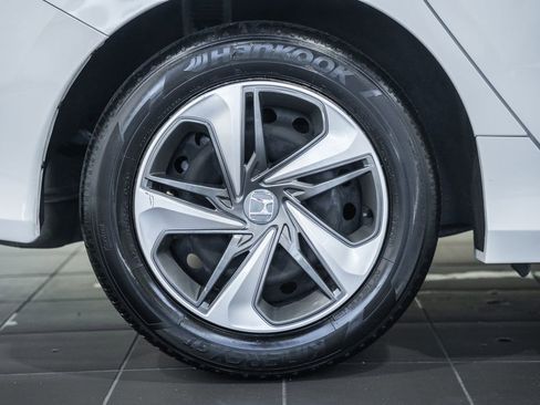Used 2019 Honda Civic LX image 18