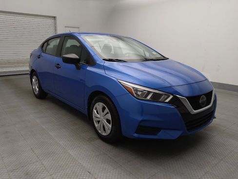 Used 2020 Nissan Versa S FWD image 13
