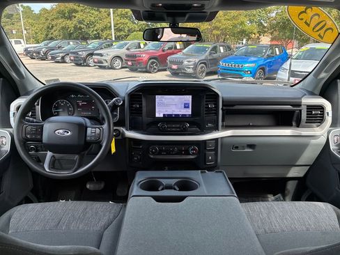 Used 2023 Ford F150 XLT image 13