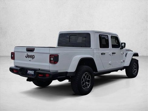 Used 2025 Jeep Gladiator Rubicon AWD/4WD image 6