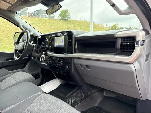 Used 2024 Ford F350 XL AWD/4WD image 29