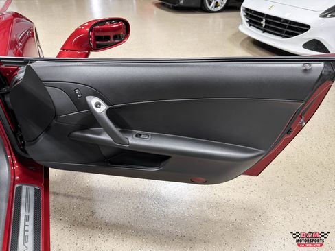 Used 2008 Chevrolet Corvette w/ Z51 Performance Package w/ Z51 Performance Package RWD image 25