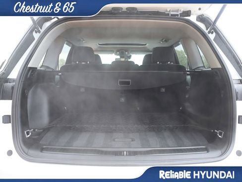 Used 2023 Jeep Grand Cherokee Laredo X image 15