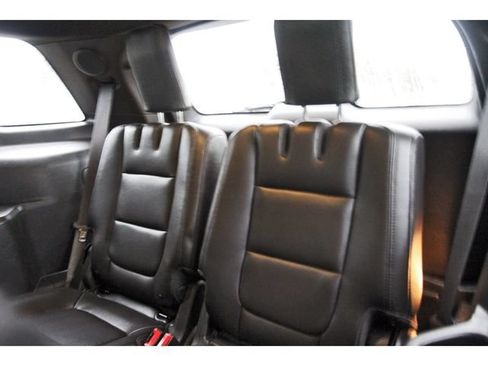 Used 2014 Ford Explorer Limited w/ Equipment Group 301A FWD image 12
