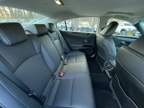 Used 2022 Lexus ES 350 image 30