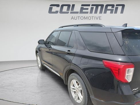 Used 2020 Ford Explorer XLT w/ Equipment Group 202A AWD/4WD image 7