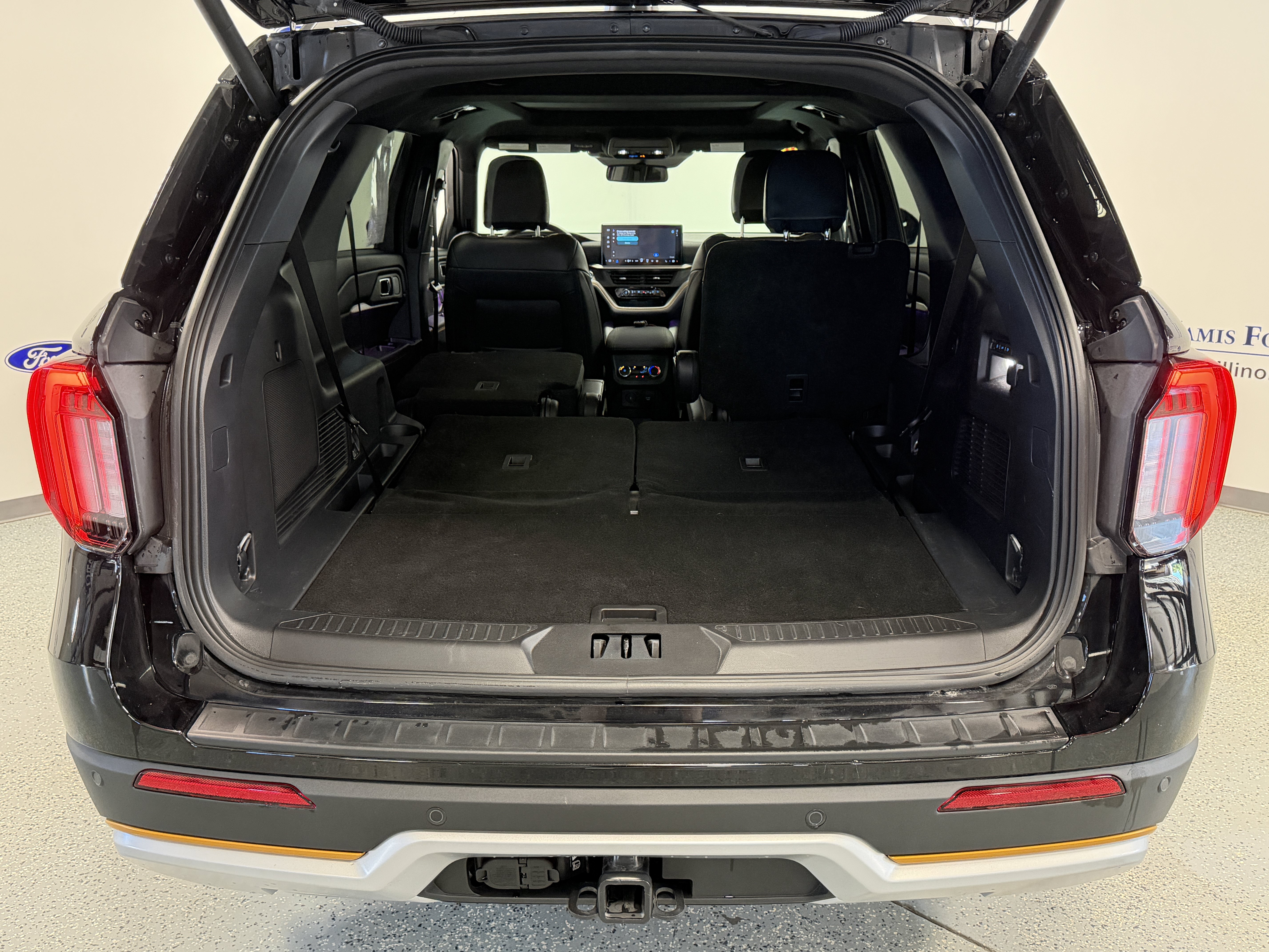 Used 2026 Ford Explorer Tremor w/ Tremor Ultimate Package AWD/4WD image 30