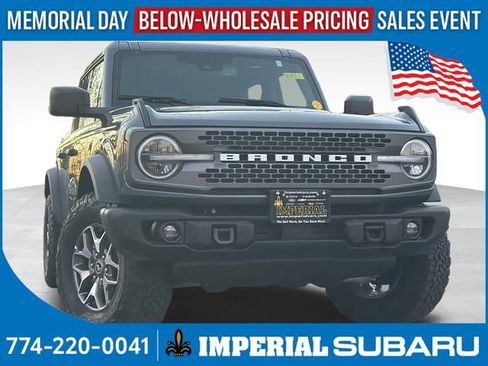 Used 2025 Ford Bronco Badlands AWD/4WD image 1