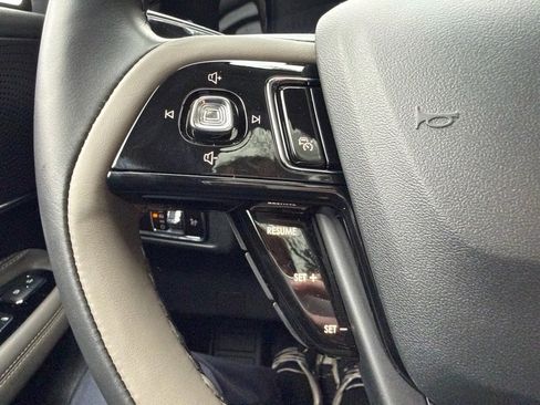 New 2025 Lincoln Corsair Reserve w/ Jet Appearance Package image 26