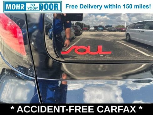 Used 2019 Kia Soul ! FWD image 9