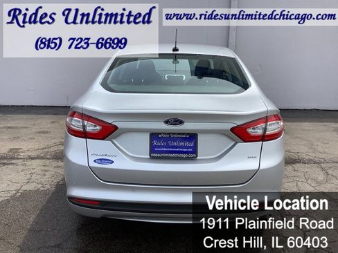 Used 2014 Ford Fusion SE FWD image 4