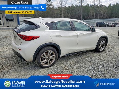 Used 2017 INFINITI QX30 FWD image 4