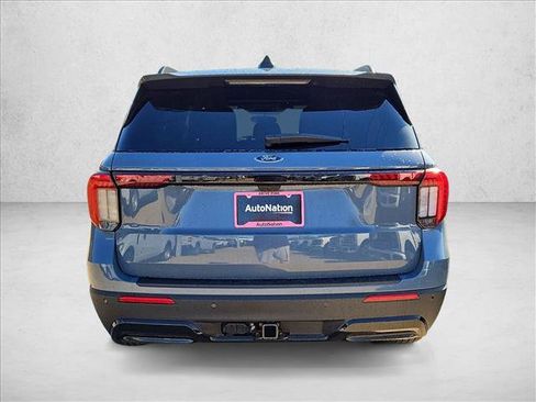 New 2026 Ford Explorer ST-Line image 8