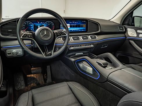 Certified 2025 Mercedes-Benz GLE 580 4MATIC image 33