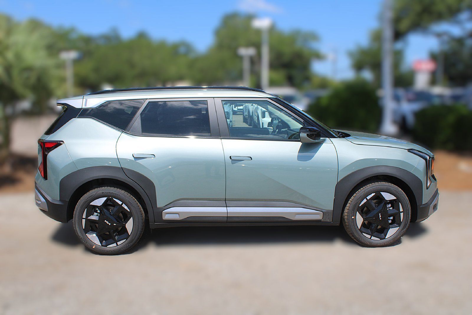 New 2027 Kia Seltos EX w/ EX Panoramic Sunroof Package FWD image 5
