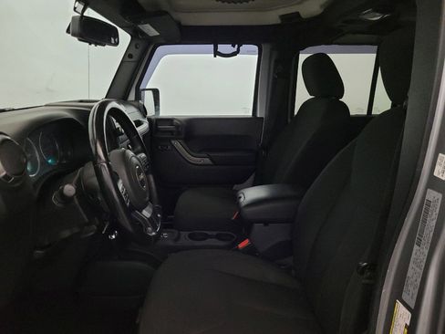 Used 2018 Jeep Wrangler Unlimited Sport AWD/4WD image 17
