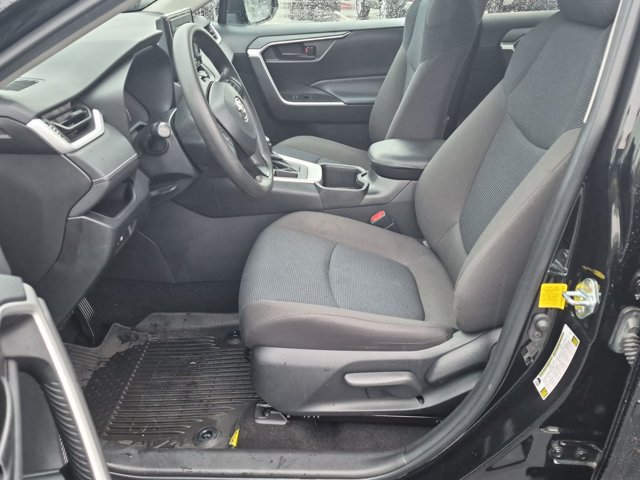 Certified 2022 Toyota RAV4 LE FWD image 9