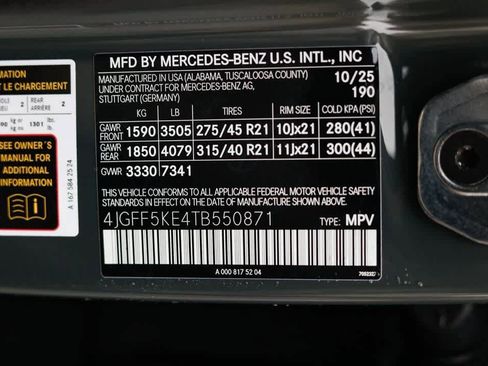 Used 2026 Mercedes-Benz GLS 450 4MATIC image 38