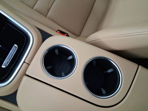 Certified 2023 Porsche Panamera 4S image 28