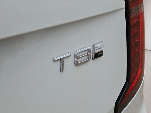 New 2026 Volvo XC90 T8 Ultra w/ Lounge Package AWD/4WD image 12