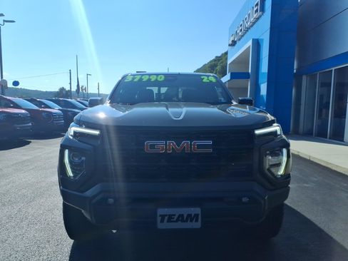 Used 2024 GMC Canyon Elevation w/ Convenience Package AWD/4WD image 2