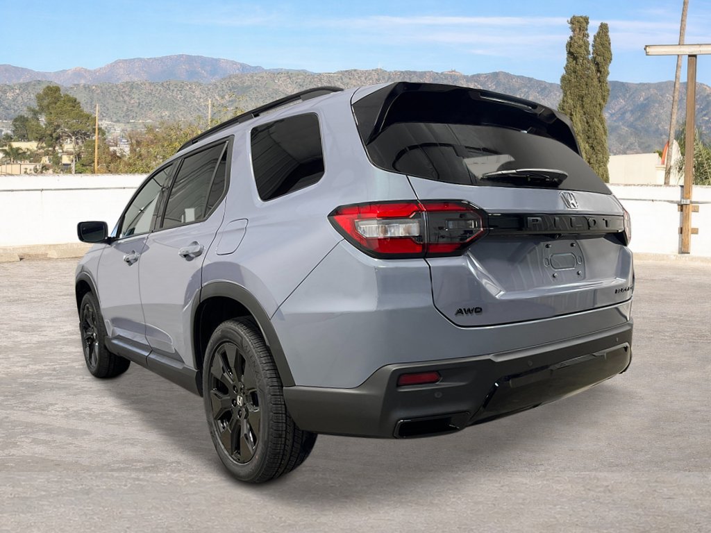 New 2026 Honda Pilot Black Edition image 3