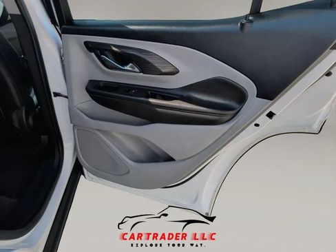 Used 2021 GMC Terrain SLT AWD/4WD image 17
