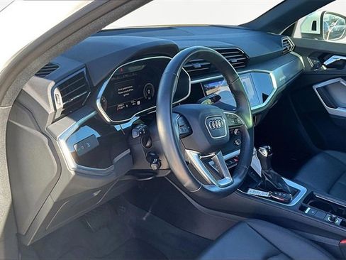 Used 2023 Audi Q3 2.0T Premium Plus w/ Premium Plus Package image 13