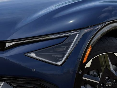 New 2026 Kia EV6 Wind RWD image 11