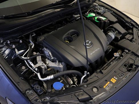 Used 2020 MAZDA MAZDA3 Premium Package image 32