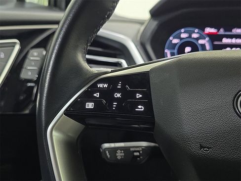 Used 2024 Audi Q4 e-tron Premium Plus w/ Premium Plus image 15