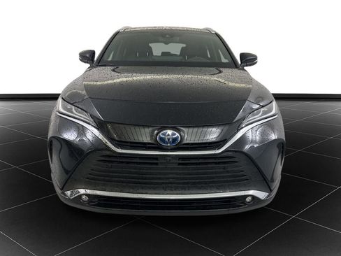 Used 2022 Toyota Venza Limited image 8