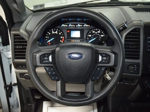 Used 2022 Ford F350 XL w/ Power Equipment Group image 26