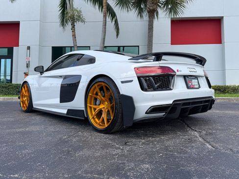 Used 2017 Audi R8 V10 plus AWD/4WD image 18